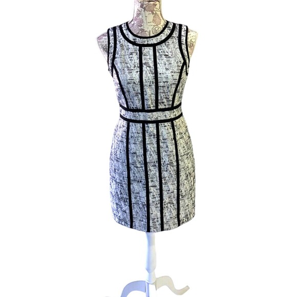 Calvin Klein Women SZ 2 White Black Tweed Black Trim Sleeveless Sheath‎ Dress - Picture 1 of 7